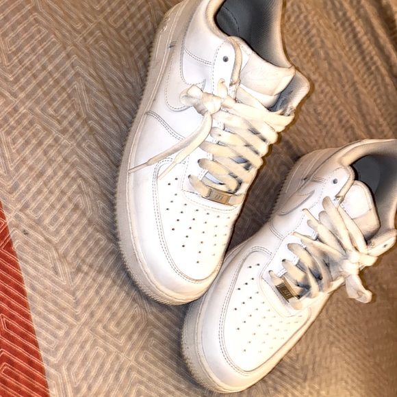 Nike Air Force 1s, 9.5 - Picture 1 of 1